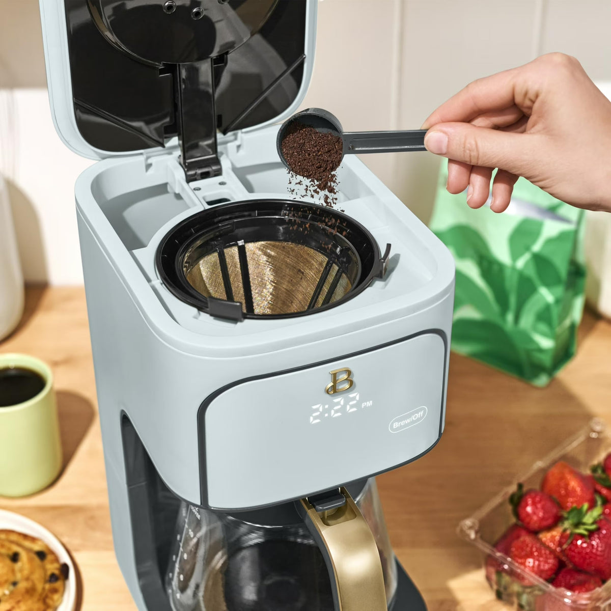 12-Cup Programmable Coffee Maker with Glass Carafe P380804