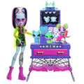 Make-A-Monster Pet Playset with Doll R322172