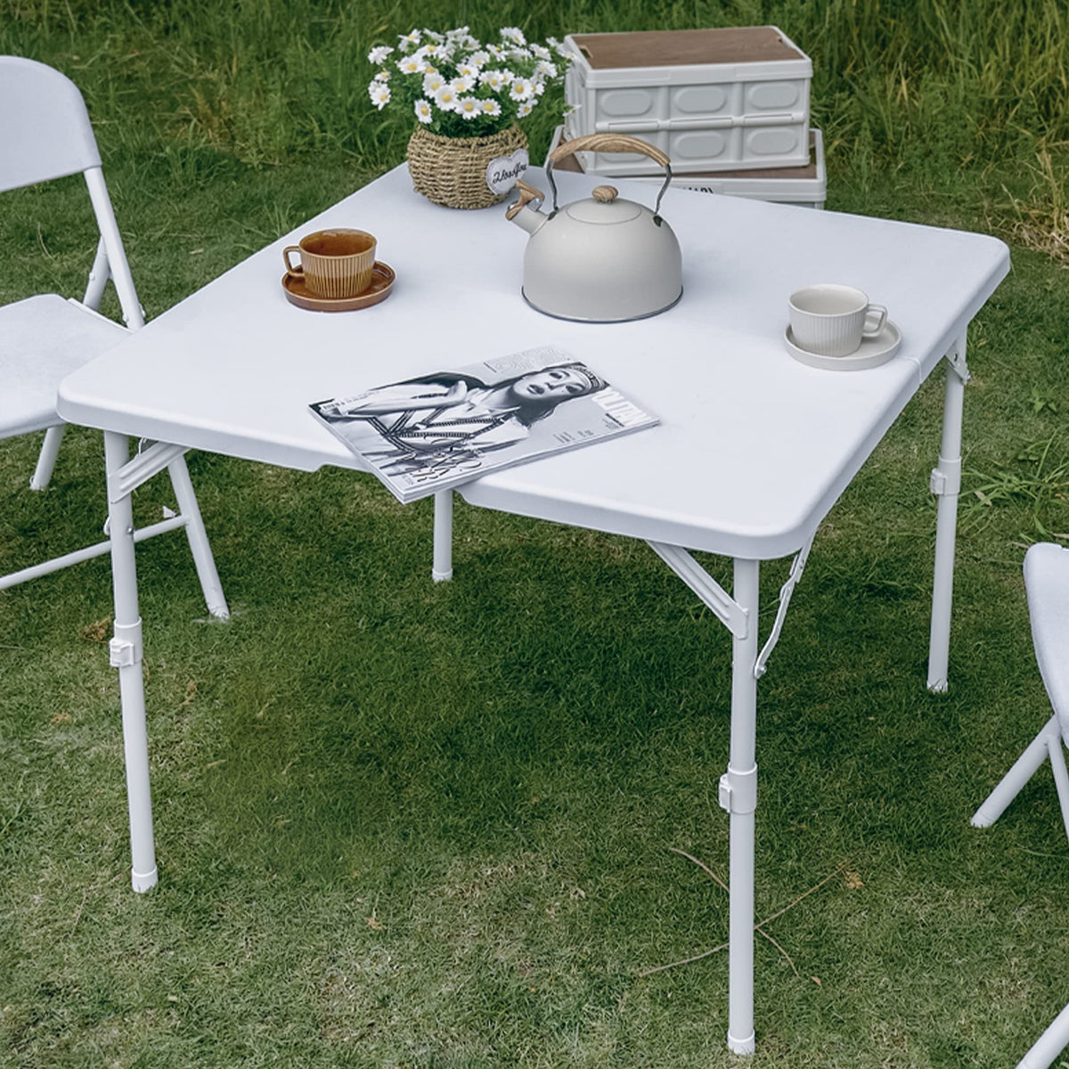 34'' Square Folding Card Table, Portable Plastic Dining Table with Carry Handle, White L568